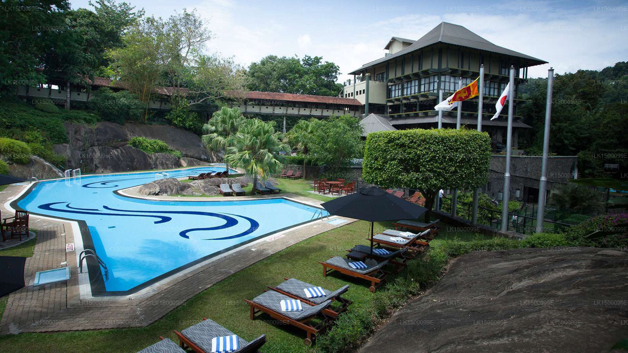 Earl's Regency Hotel, Kandy