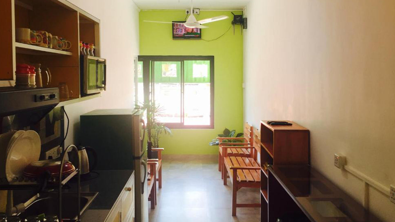 Colombo Downtown Monkey Hostel