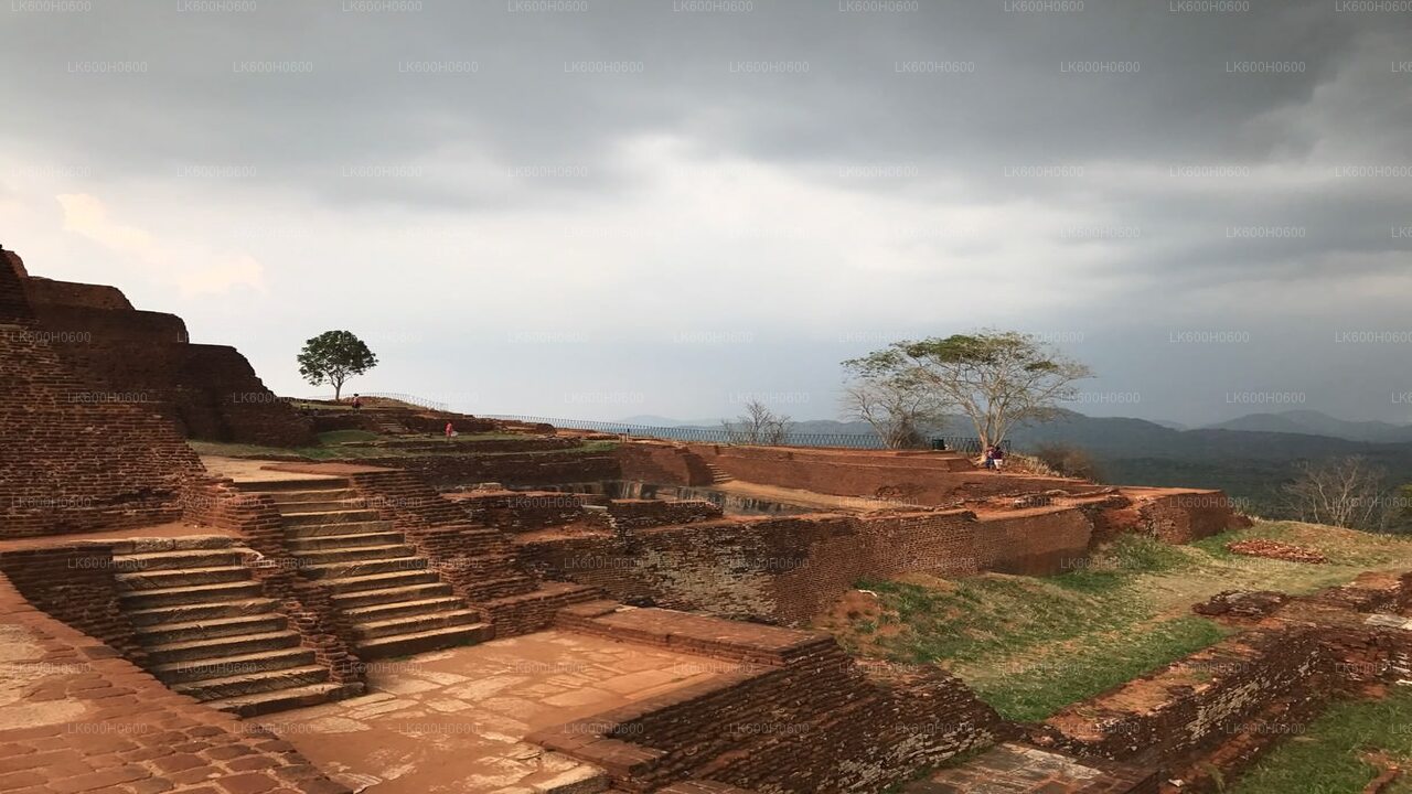 Sigiriya and Dambulla from Kitulgala