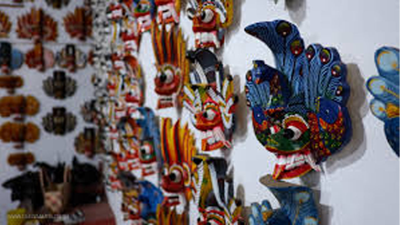 Traditional Mask Making Experience From Negombo