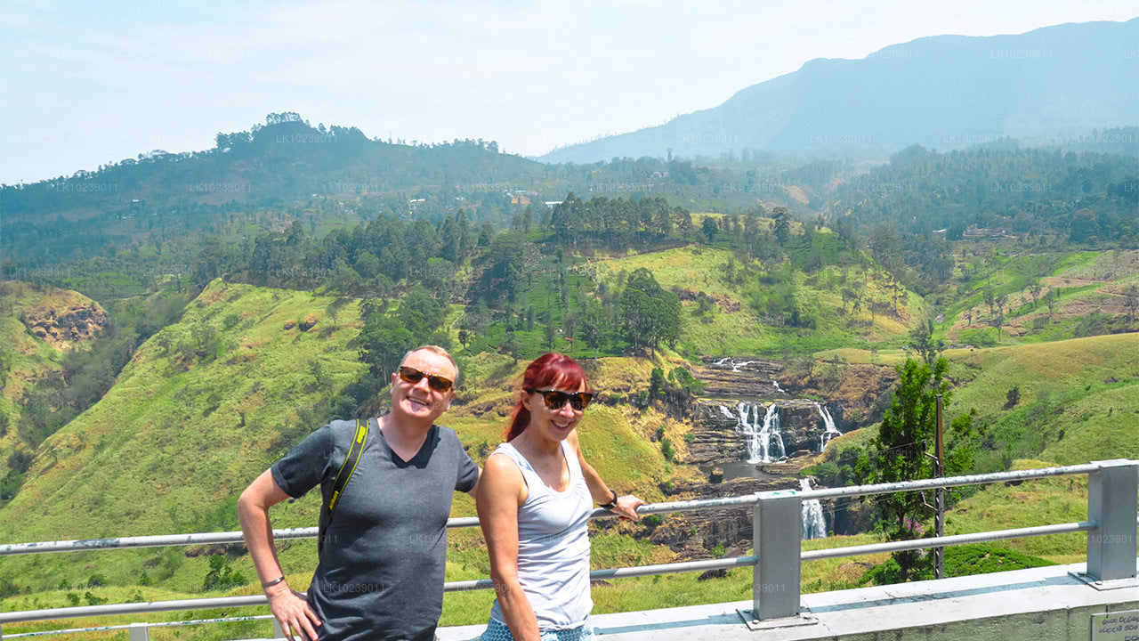 Misty Mountain Trails from Galle (2 Days)