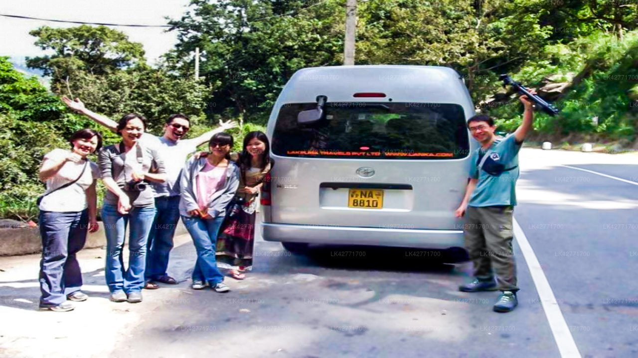 Unawatuna City to Colombo City Private Transfer