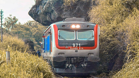 Ella to Nanu Oya train ride on (Train No: 1002 "Denuwara Menike")